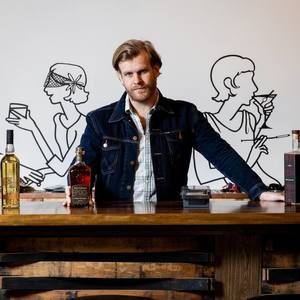 Meet your Posher, Max